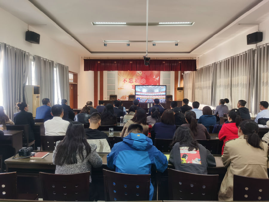 辰龍集團(tuán) (1).jpg 辰龍集團(tuán) (1).jpg