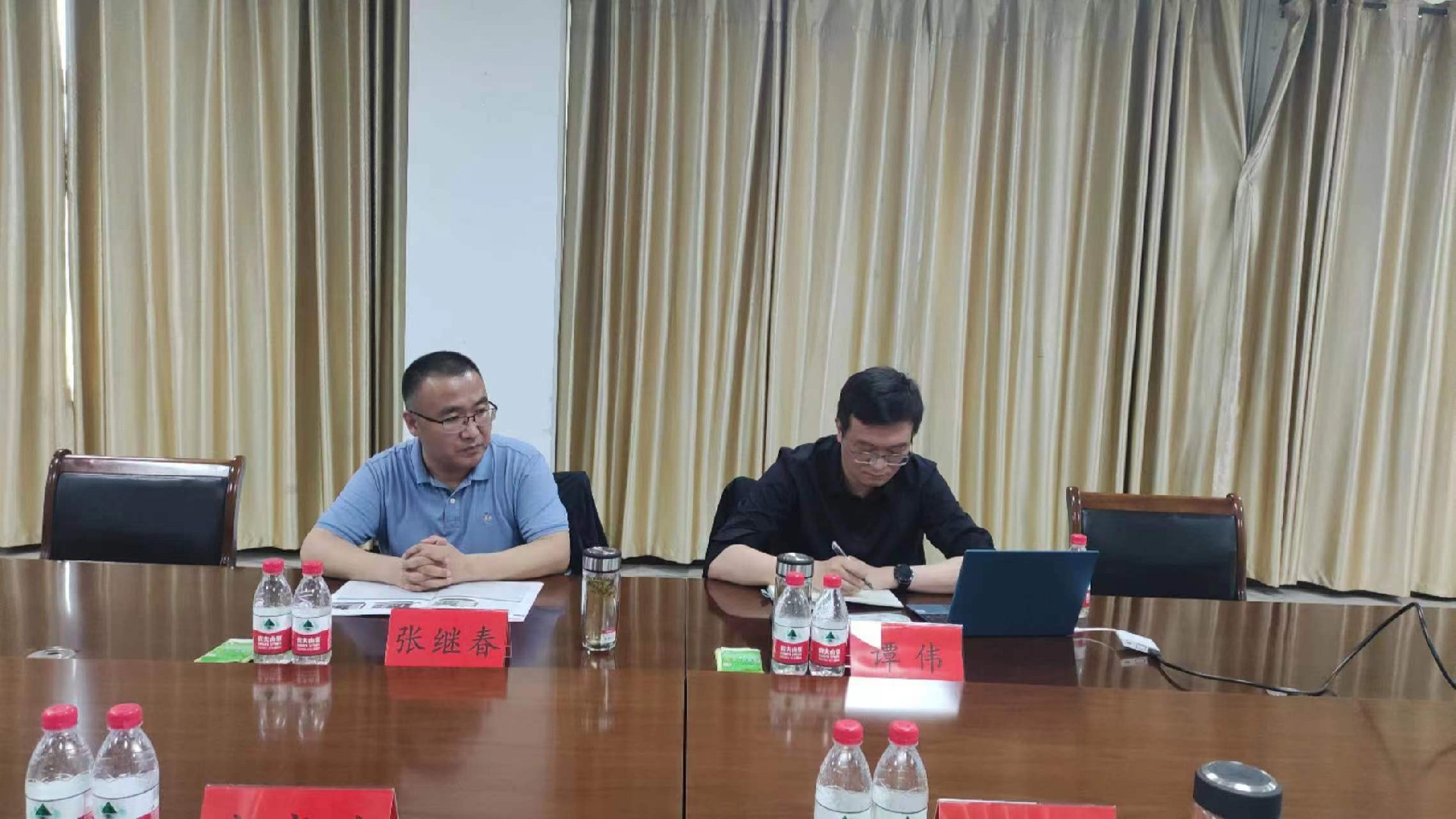 1685584988378891.jpg 1685584988378891.jpg