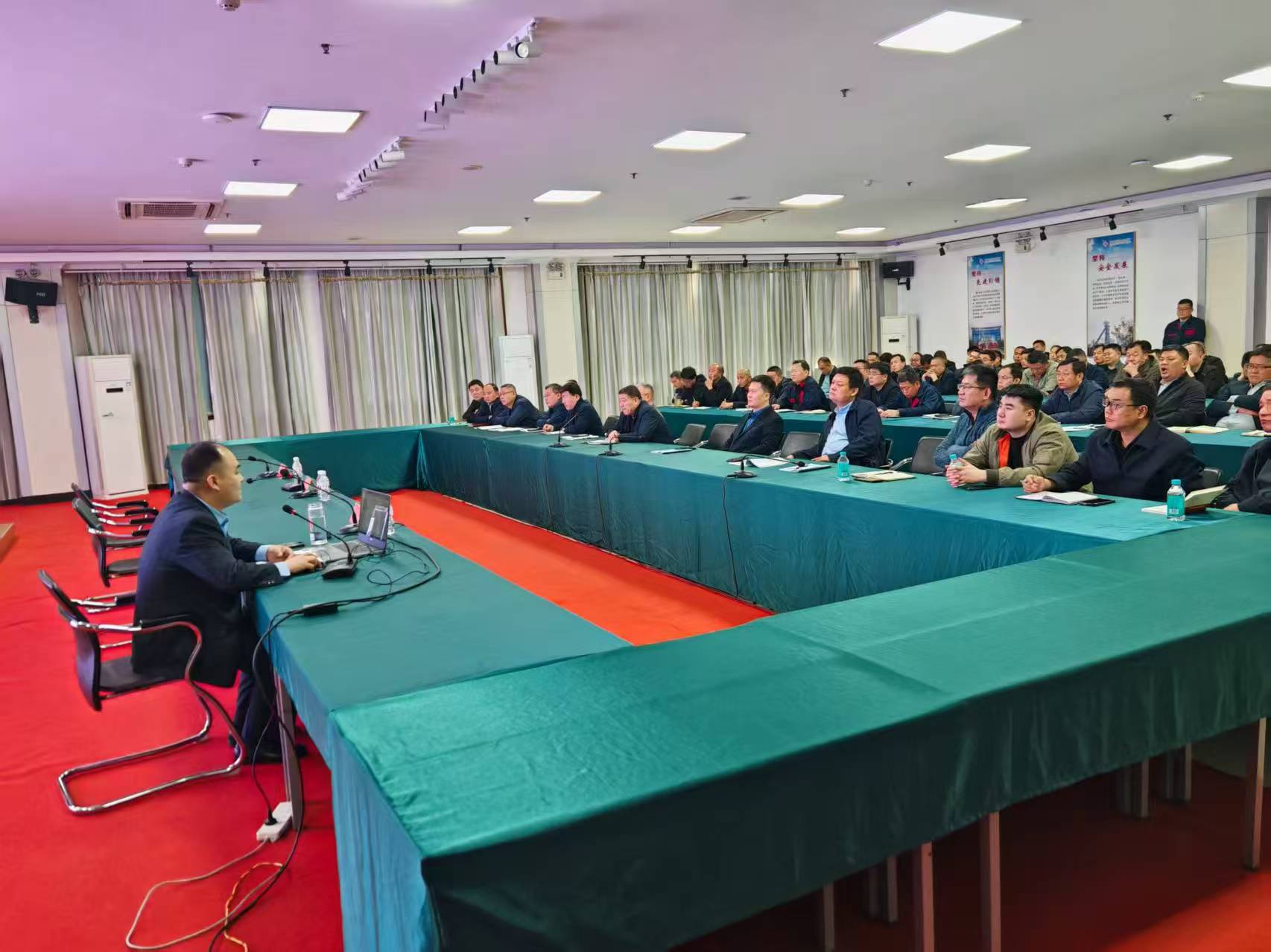 1744794980201144.jpg 1744794980201144.jpg